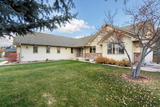 1166 Milner Ave in Loveland, CO - Foto de edificio - Building Photo