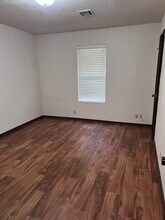 1410 Pennington Ave in Edmond, OK - Building Photo - Building Photo