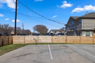 2215 Katy Ln, Unit C in Georgetown, TX - Building Photo - Building Photo