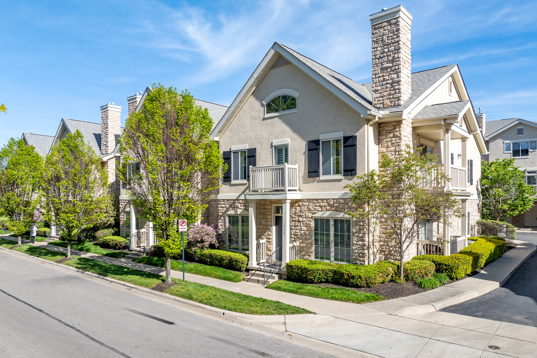 1772 Ridgecliff Rd in Upper Arlington, OH - Building Photo