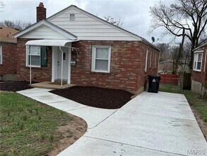 1250 Mt Olive Ave in St. Louis, MO - Foto de edificio - Building Photo