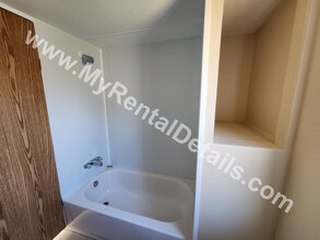 49 Brookdale Rd in Asheville, NC - Building Photo - Building Photo