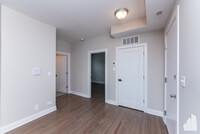 3409 W Fullerton Ave, Unit 3409-3a in Chicago, IL - Building Photo - Building Photo