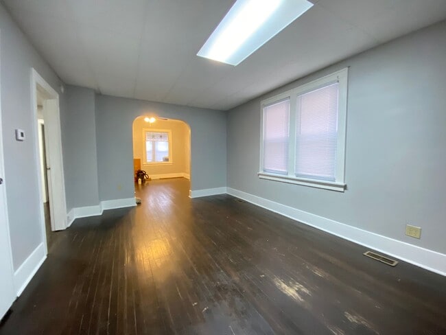 2240 White Oak Ave in Whiting, IN - Building Photo - Building Photo