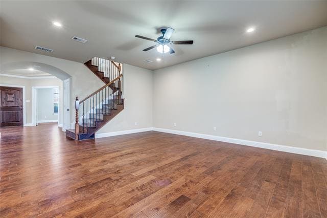 property at 606 Seneca Blvd