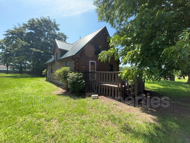 11981 Old Stage Rd in Willow Spring, NC - Building Photo - Building Photo