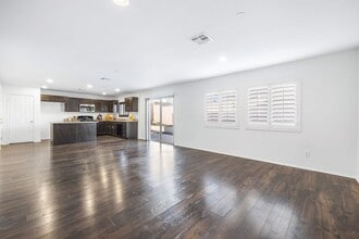 7161 Bella Strada Dr in Fontana, CA - Building Photo - Building Photo