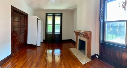 4023 Pine St, Unit 1 in Philadelphia, PA - Foto de edificio - Building Photo