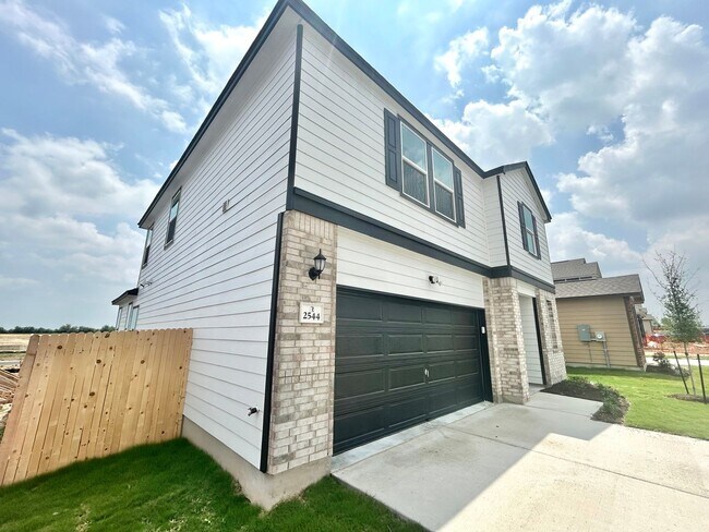 2544 Donna Olene Dr in Georgetown, TX - Building Photo - Building Photo