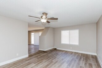 727 Morrocco Dr in Henderson, NV - Building Photo - Building Photo