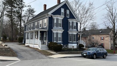 71 Atkinson St in Dover, NH - Building Photo - Building Photo