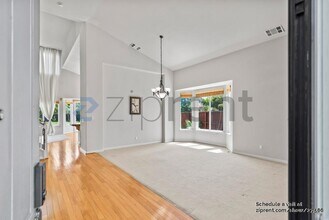 2062 Superior Ct in Tracy, CA - Building Photo - Building Photo