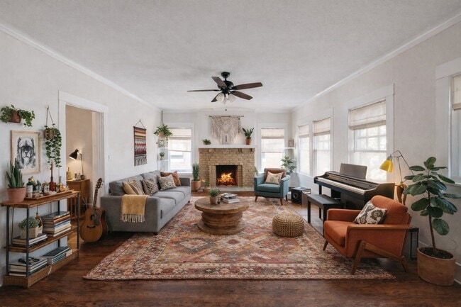 property at 608 Avondale St