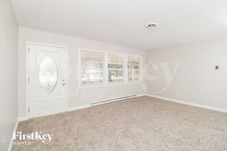 4003 Broadacres Dr in Greensboro, NC - Building Photo - Building Photo