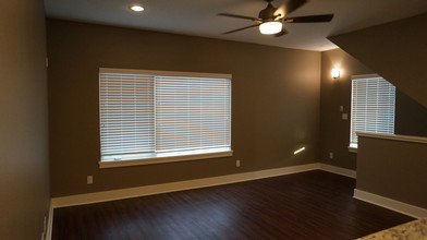 Uptown 408 in College Station, TX - Building Photo - Building Photo