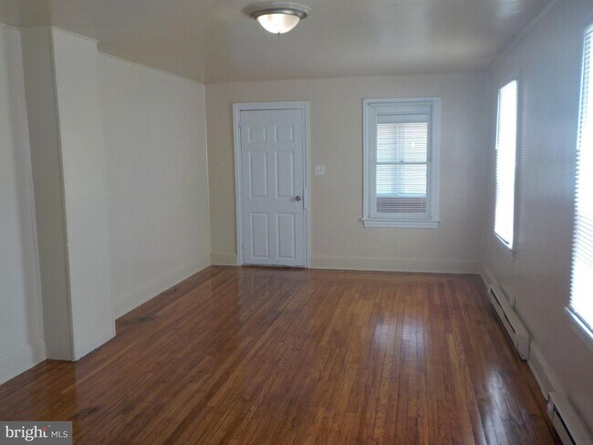 95 Chestnut St in Salem, NJ - Building Photo - Building Photo