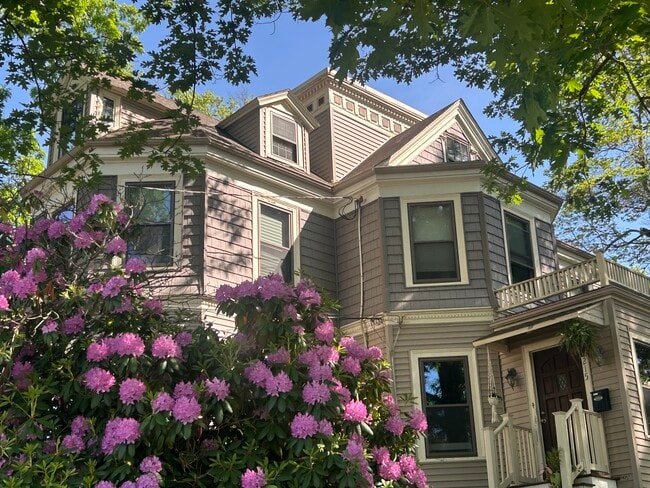 215 Pearl St, Unit 215 Pearl  #2 in Braintree, MA - Building Photo - Building Photo