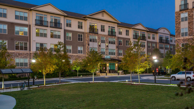 Axis at Shady Grove in Rockville, MD - Building Photo - Building Photo