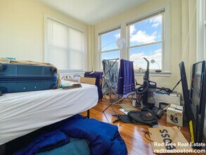 240 Kelton St, Unit 16 in Boston, MA - Building Photo - Building Photo