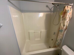 1109 Koehn Dr in Danville, IL - Building Photo - Building Photo