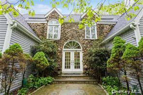 1 Canaan Cir in South Salem, NY - Building Photo