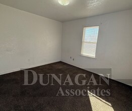 1407 W Fox St in Carlsbad, NM - Building Photo - Building Photo