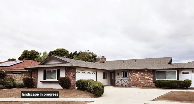 9213 El Tango Cir in Fountain Valley, CA - Building Photo - Building Photo