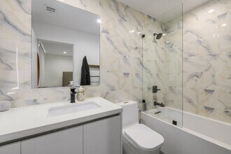 1424 N Sycamore Ave in Los Angeles, CA - Building Photo - Building Photo