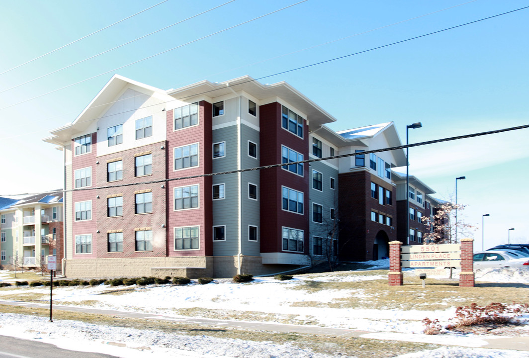 Linden Place Apartments in New Hope, MN - Foto de edificio