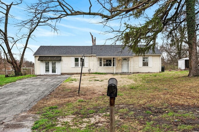 property at 10261 Imperial Dr