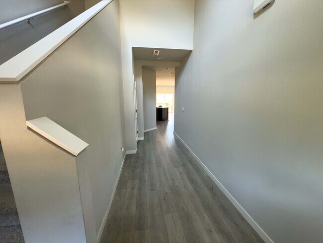 17237 NW Woodreed Ct in Portland, OR - Building Photo - Building Photo