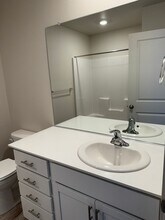 2810 Bear Cub Dr in Medford, OR - Building Photo - Building Photo