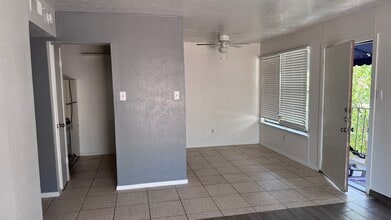 8057 Meadow Rd, Unit 103 in Dallas, TX - Building Photo - Building Photo