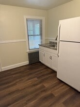 12 Weston Ct in Braintree, MA - Building Photo - Building Photo