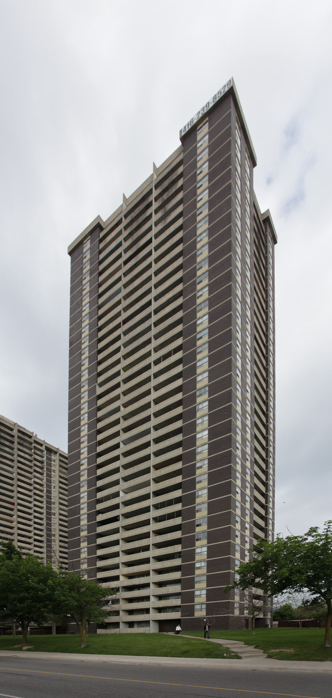 Montgomery Mills in Toronto, ON - Building Photo - Building Photo