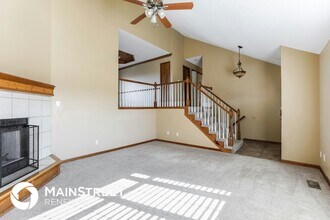 2300 Valley View W in Pleasant Hill, MO - Building Photo - Building Photo