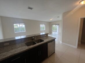 8850 NW 36th St in Doral, FL - Building Photo - Building Photo