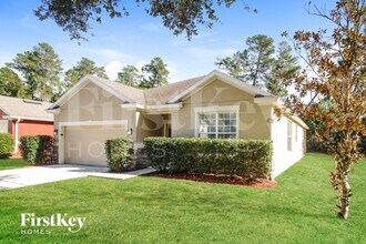 3329 Sorrel Ct in Deltona, FL - Foto de edificio - Building Photo
