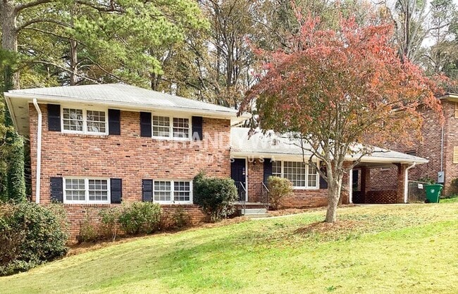 2336 Columbia Woods Ct in Decatur, GA - Building Photo - Building Photo