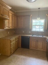 401 E Lynnwood Ln in Longview, TX - Building Photo - Building Photo