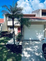 1634 SW Crossing Cir in Palm City, FL - Building Photo