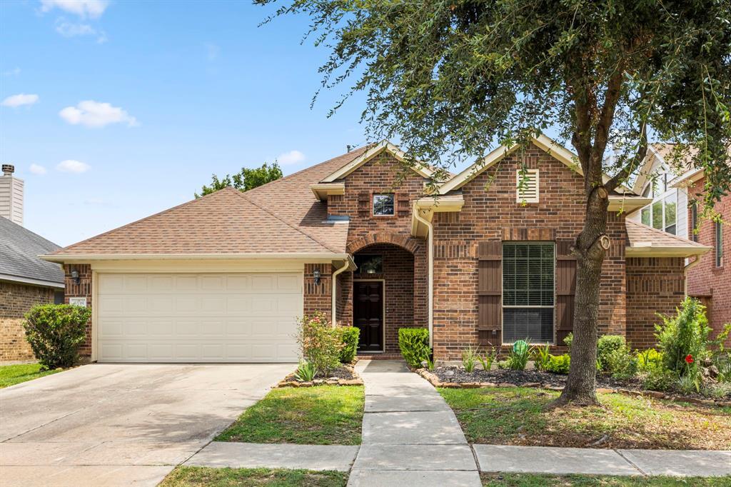 8338 Whisper Point Dr in Houston, TX - Building Photo