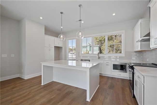 1352 Grannysmith Trce in Brookhaven, GA - Building Photo - Building Photo