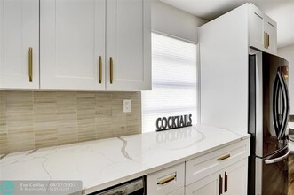 228 Normandy Ln-Unit -E in Delray Beach, FL - Building Photo - Building Photo