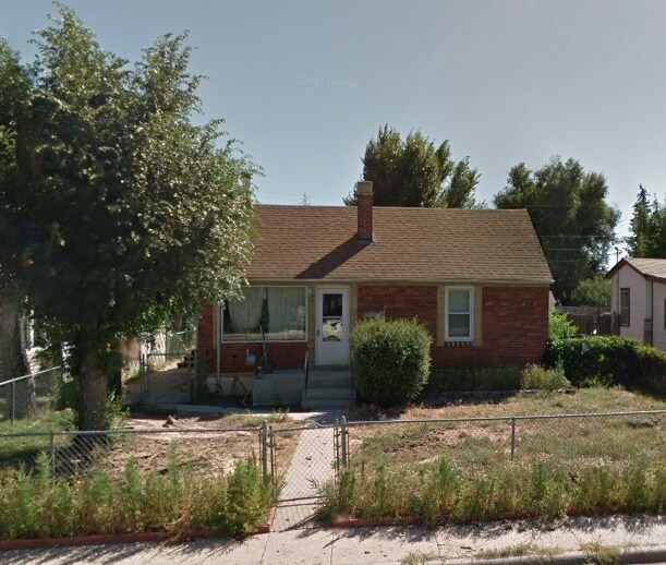 2417 East 13th Street, Unit Rear in Cheyenne, WY - Building Photo