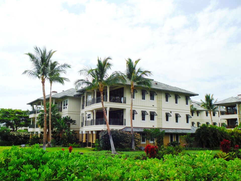 Kolea at Waikoloa Beach Resort in Waikoloa, HI - Foto de edificio