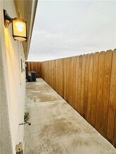 13 N 39th St in Edinburg, TX - Building Photo - Building Photo