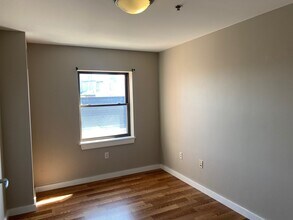 536 Commonwealth Ave, Unit 7A in Boston, MA - Building Photo - Building Photo