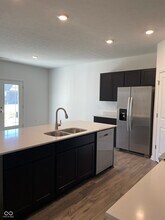 61 Wilkins St in Whiteland, IN - Building Photo - Building Photo