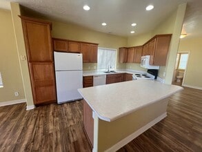 442 W 2530 N in Cedar City, UT - Foto de edificio - Building Photo